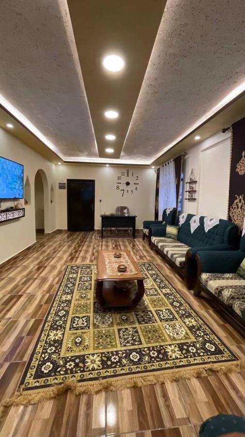 Ad Deir Guesthouse Wadi Musa Exteriör bild